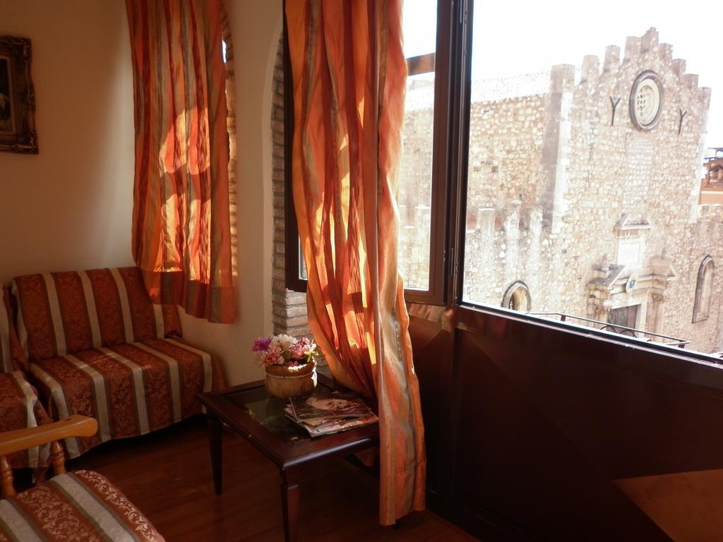 Suite City Center Taormina Room photo